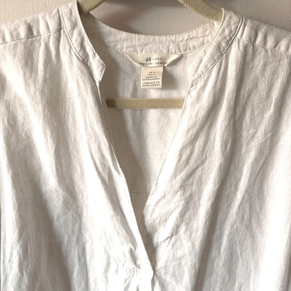 H&M -  Linen Blend White Peasant Collar Blouse with 3/4 button Sleeves - Picture 6 of 8